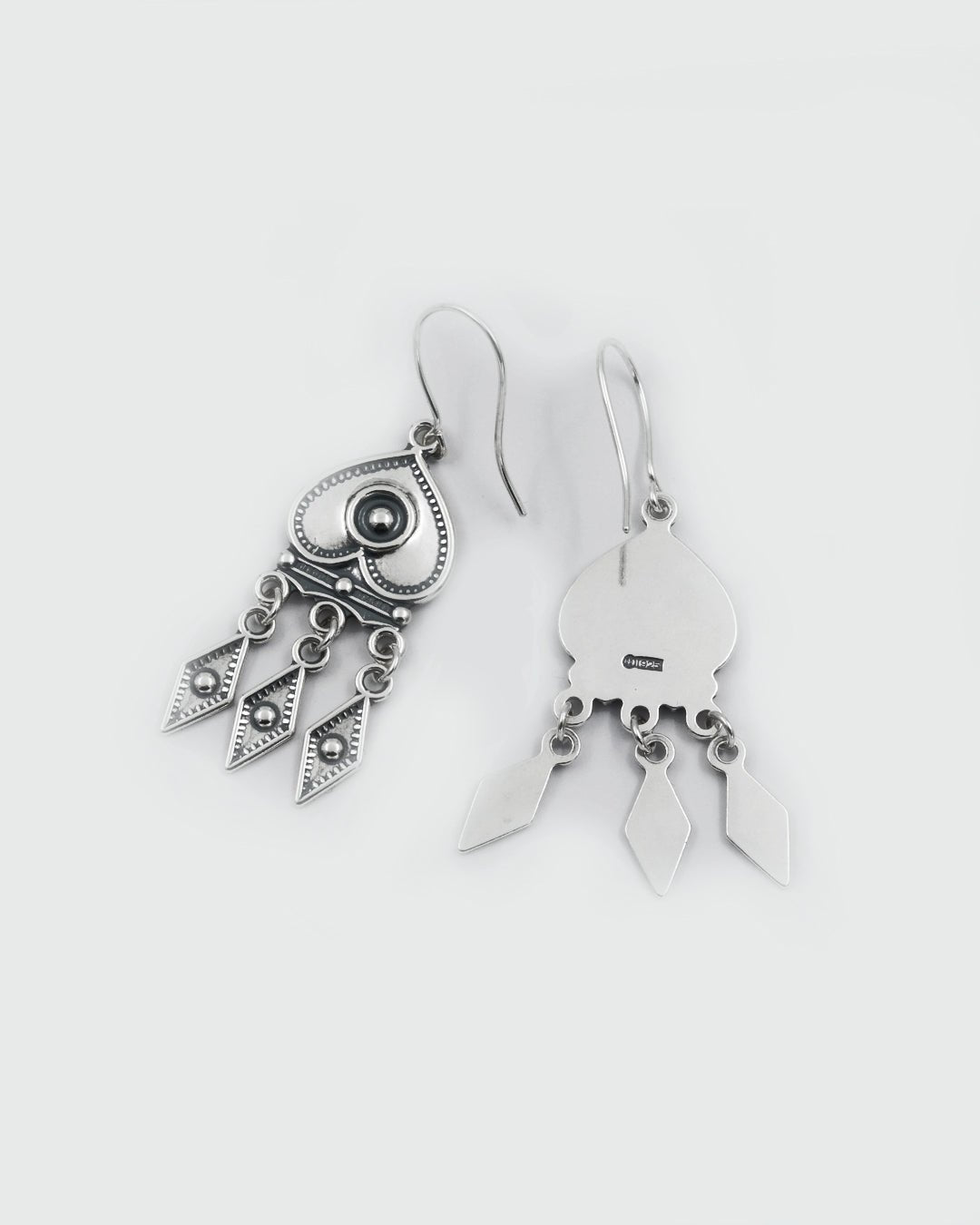 Leaf of Hearts earrings silver