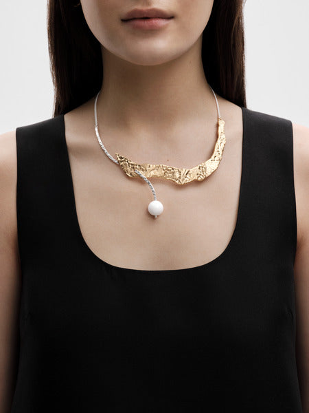 Itu-kaulakoru hopea kullattu