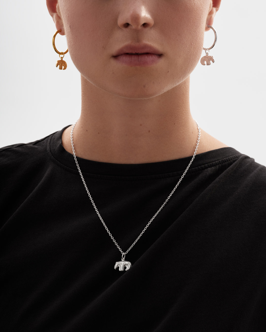 Kalevala Bear hoop earrings bronze