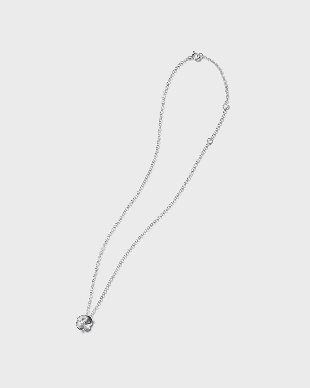 Kesäyön ruusu -riipus hopea