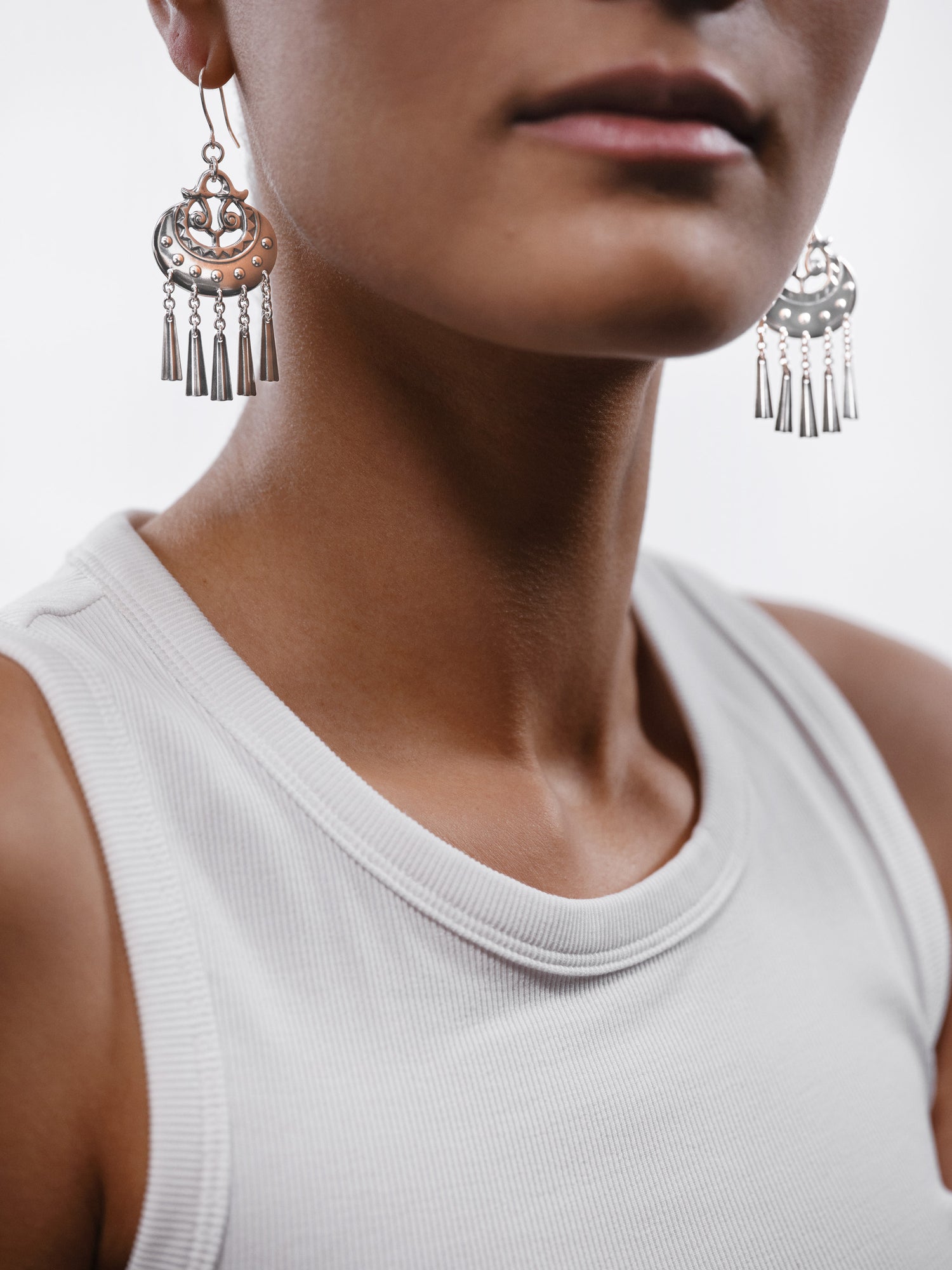 Kuutar-korvakorut pronssi