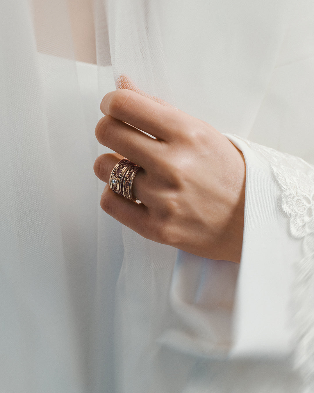 Filigraani-sormus 8,5mm 1x0,06ct kulta