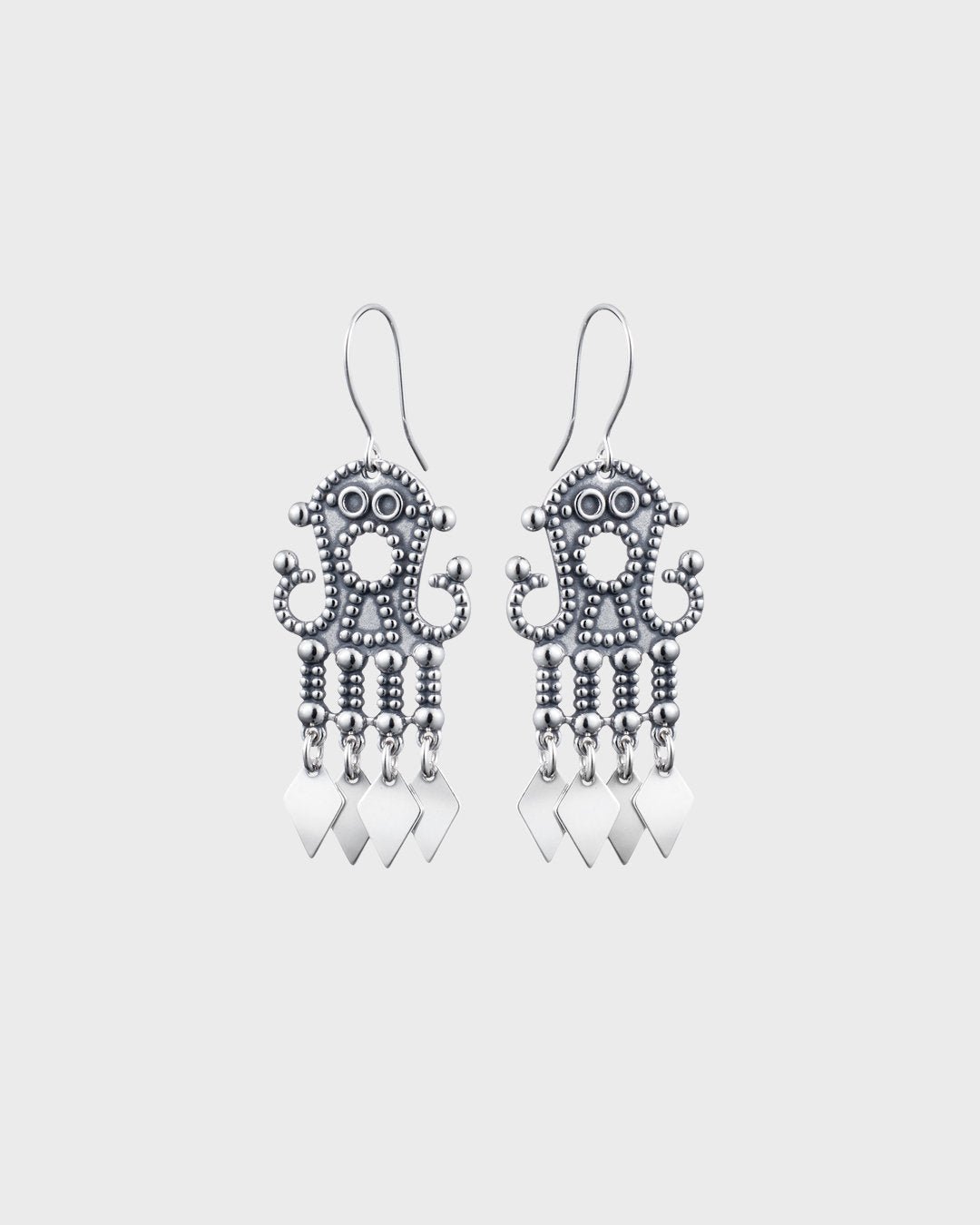 Pidetty Petsamon kolttakorvakorut hopea