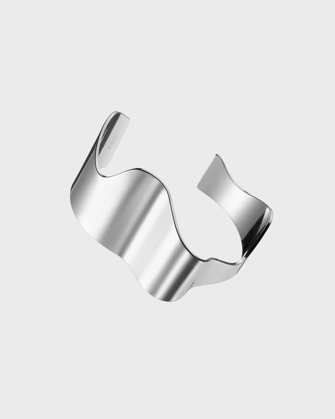 Pidetty Vetovoima-rannekoru kapea hopea