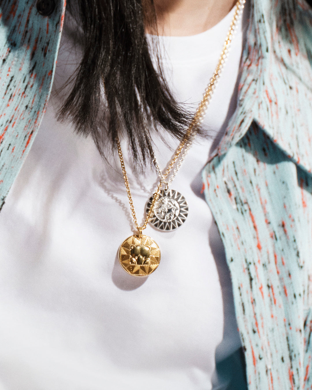 Amuletti-riipus Aurinkoleijona iso pronssi