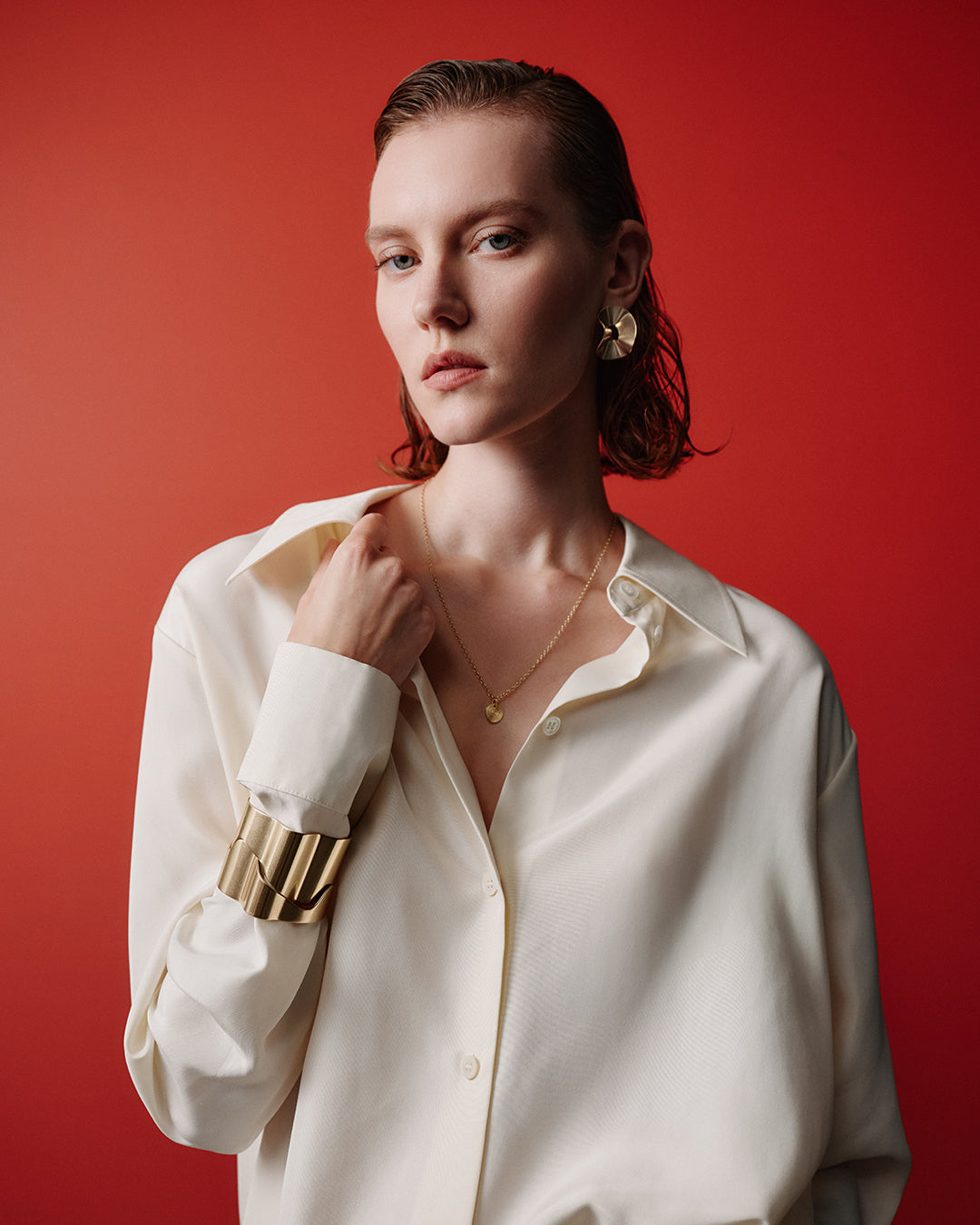 Vetovoima-rannekoru kapea pronssi