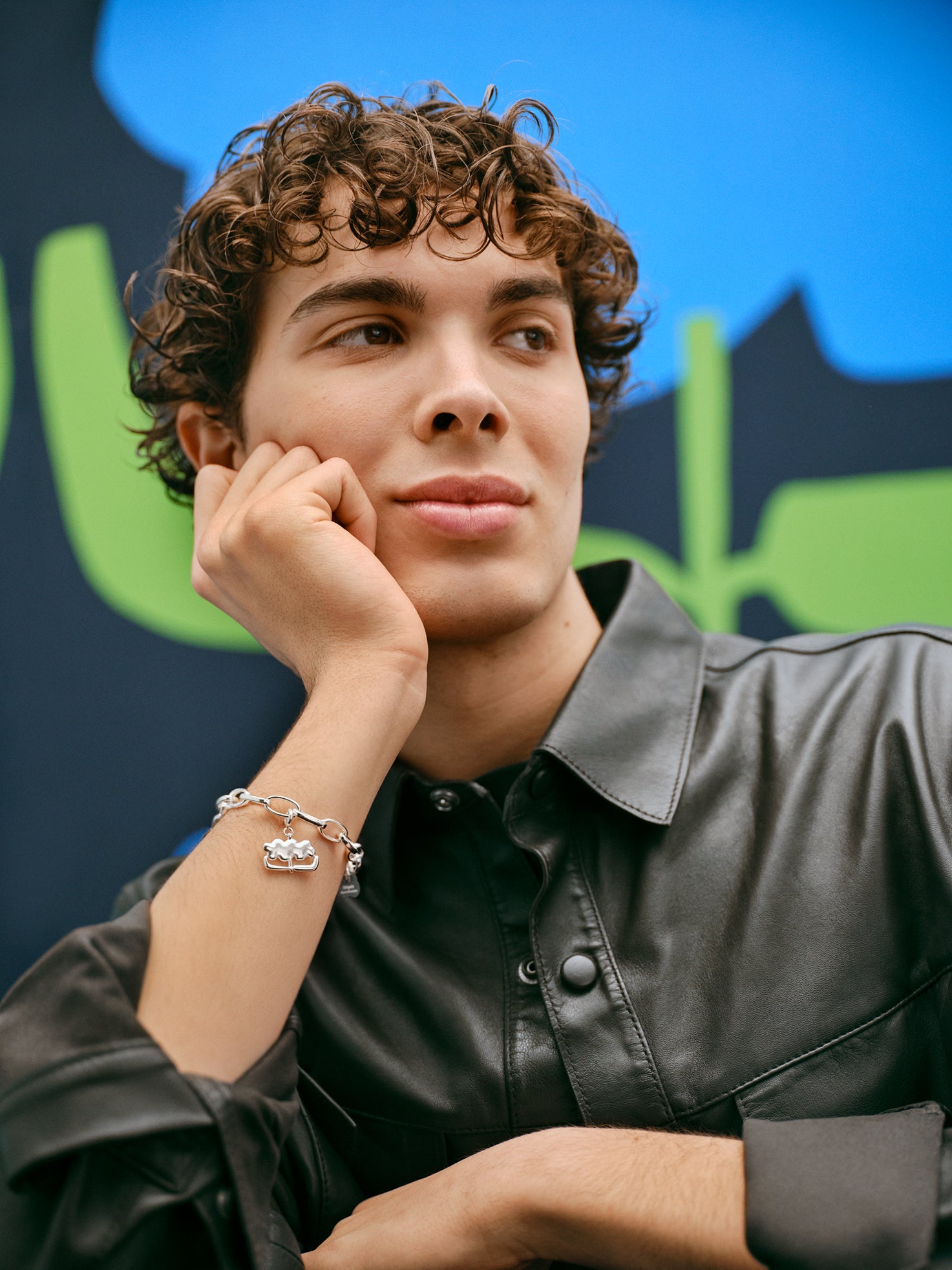 Kalevala x Marimekko Garden -rannekoru hopea