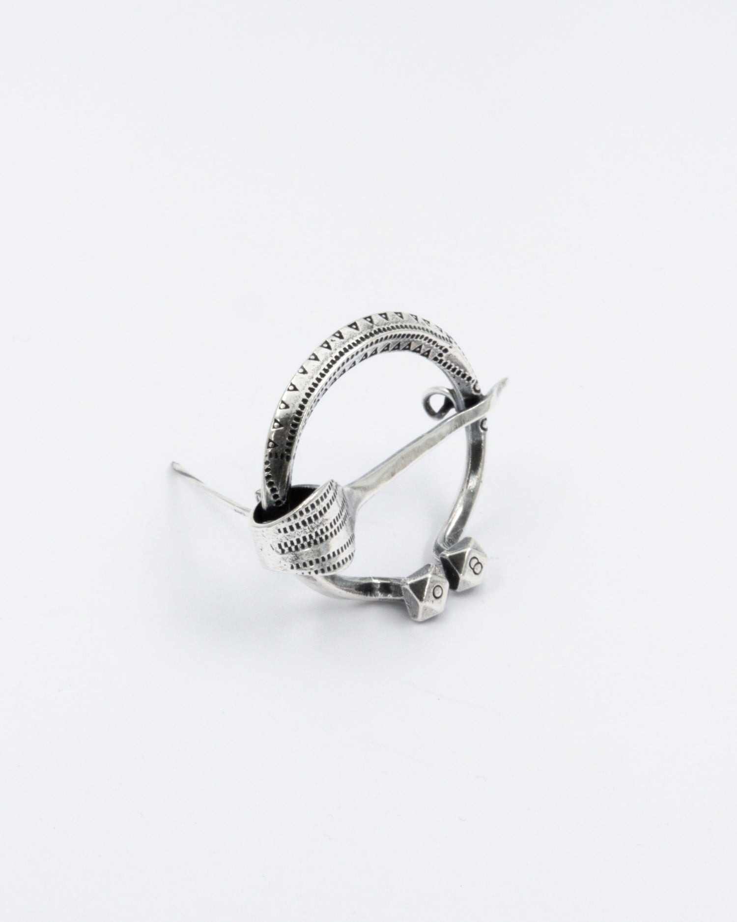 Pidetty Maarian Taskulan hevosenkenkäsolki hopea