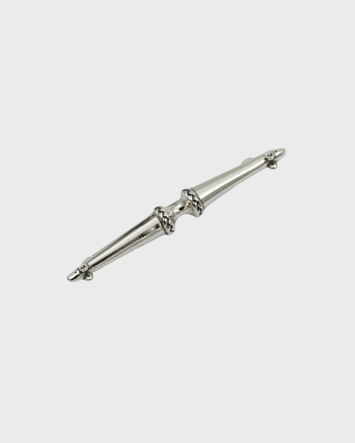 Held Hirvenpää brooch long silver