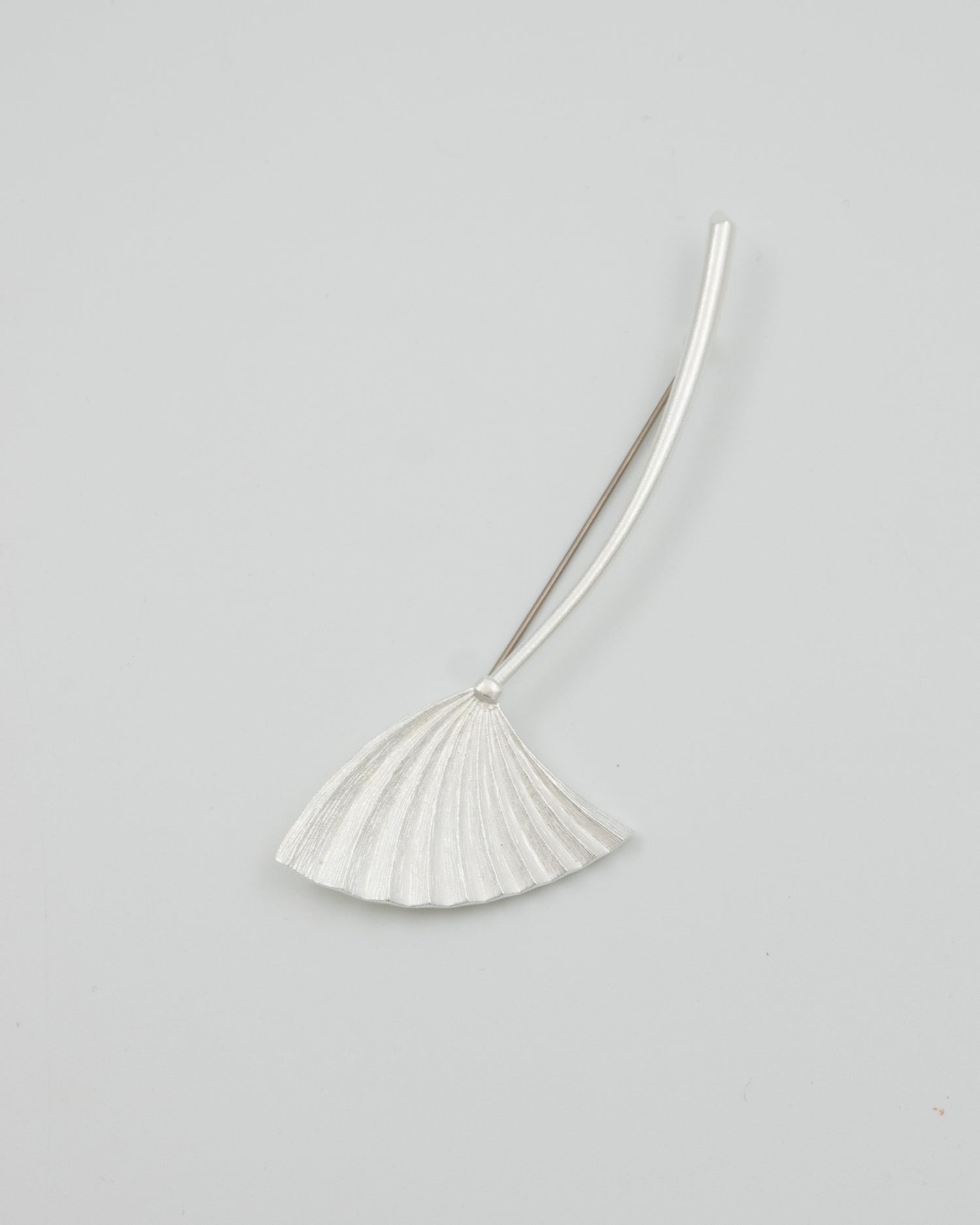 Held Plisé brooch silver