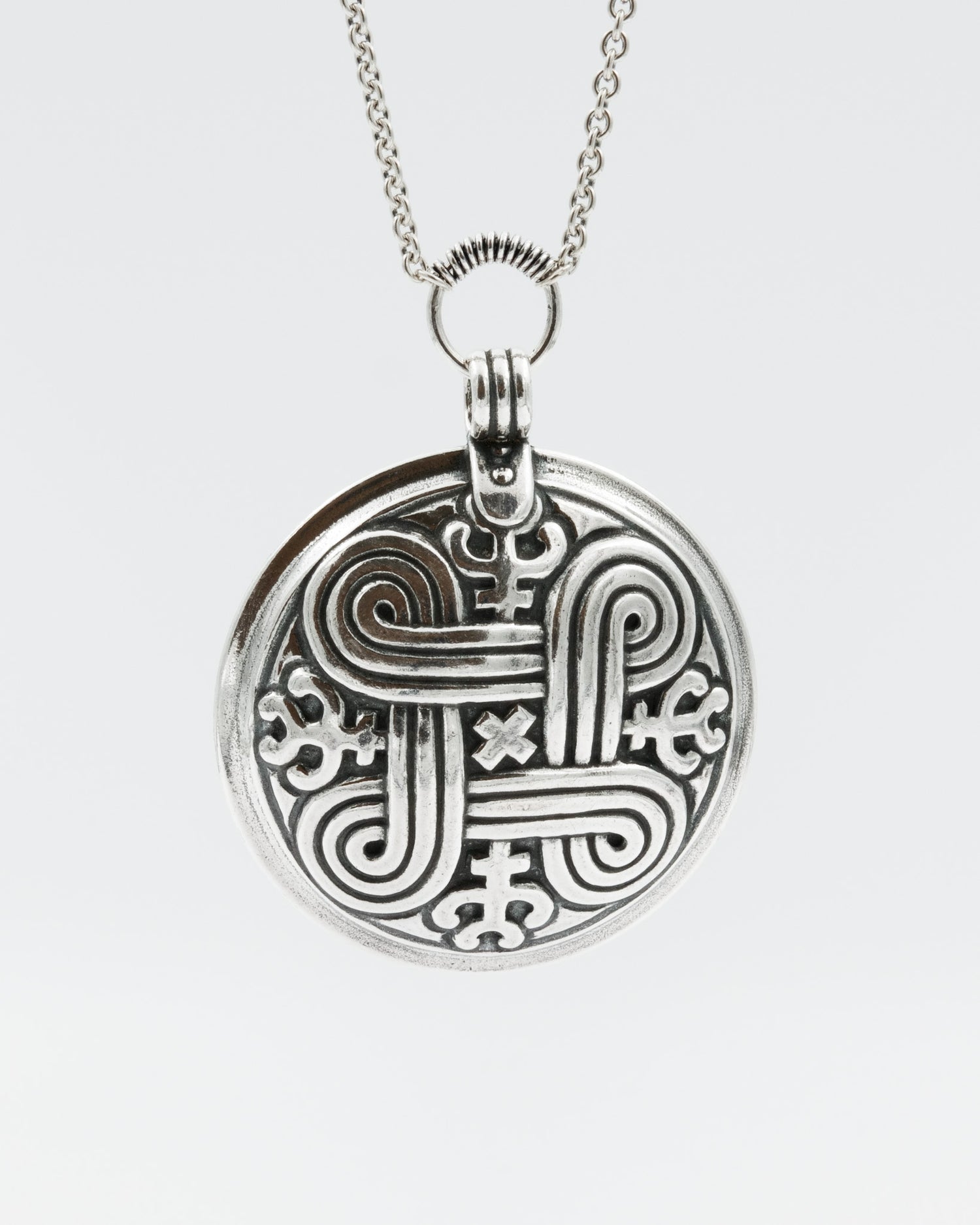 Pidetty Hannunvaakuna-riipus iso 70 cm hopea