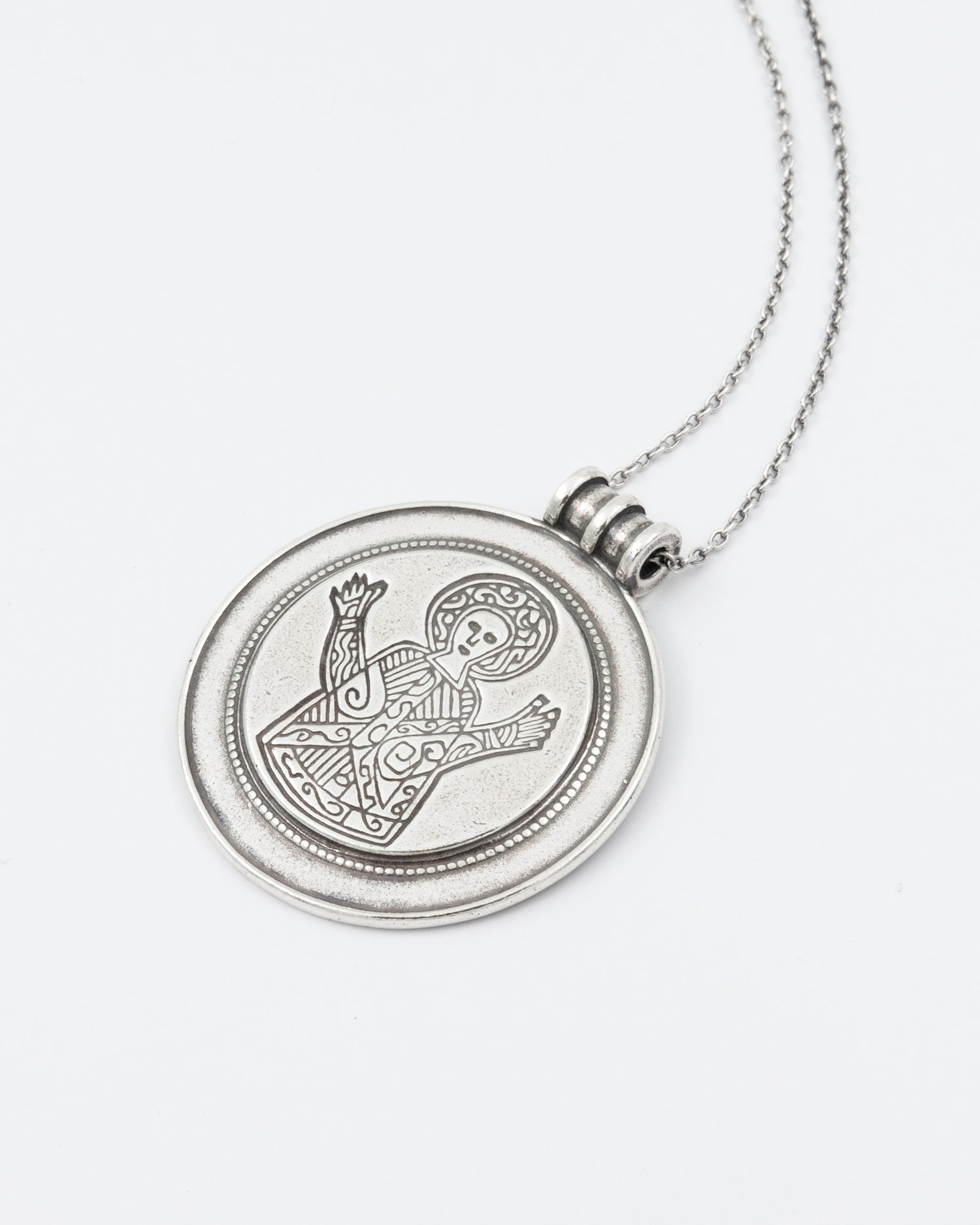 Pidetty Rukoileva Maaria -riipus 70 cm hopea