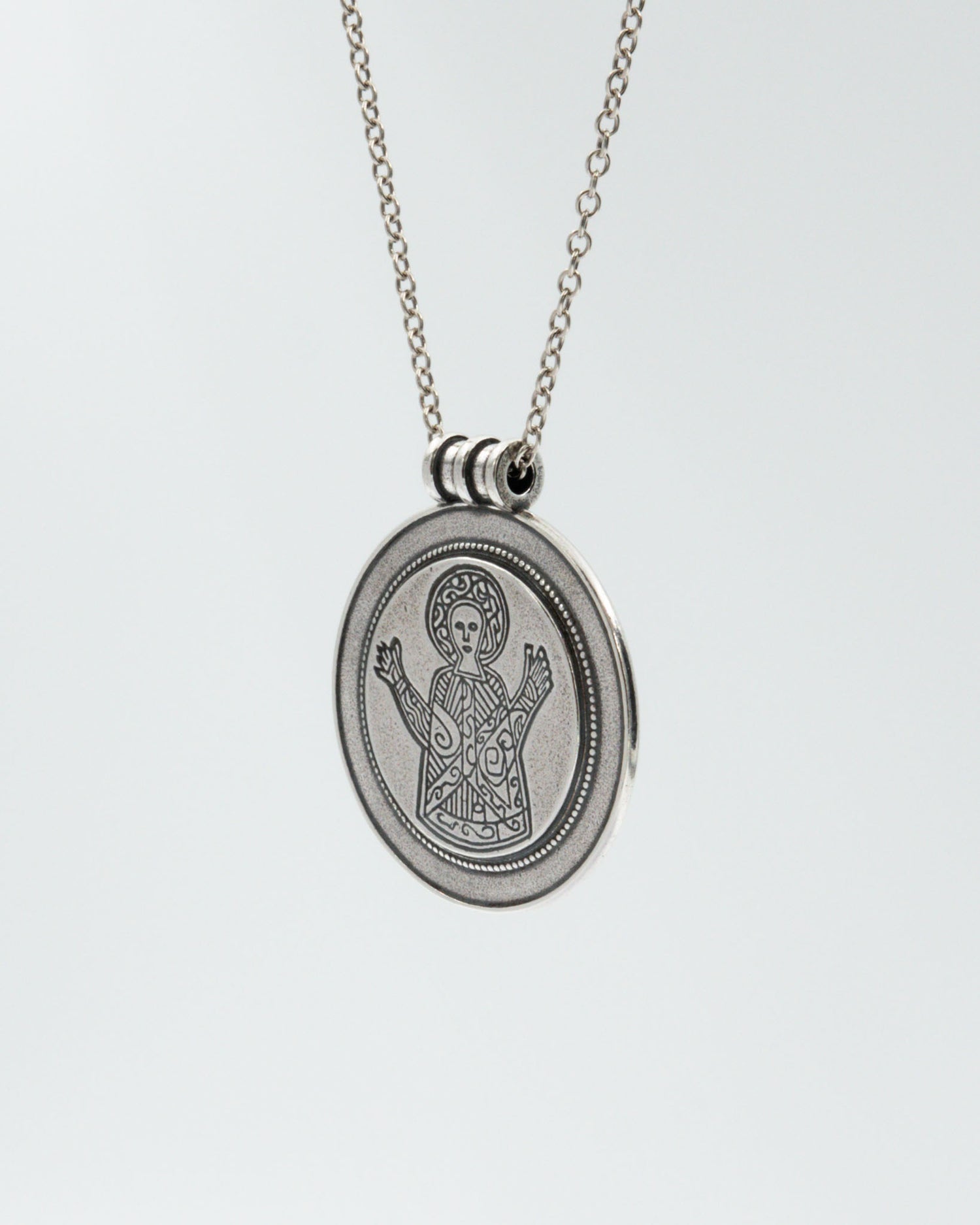 Pidetty Rukoileva Maaria -riipus 70 cm hopea