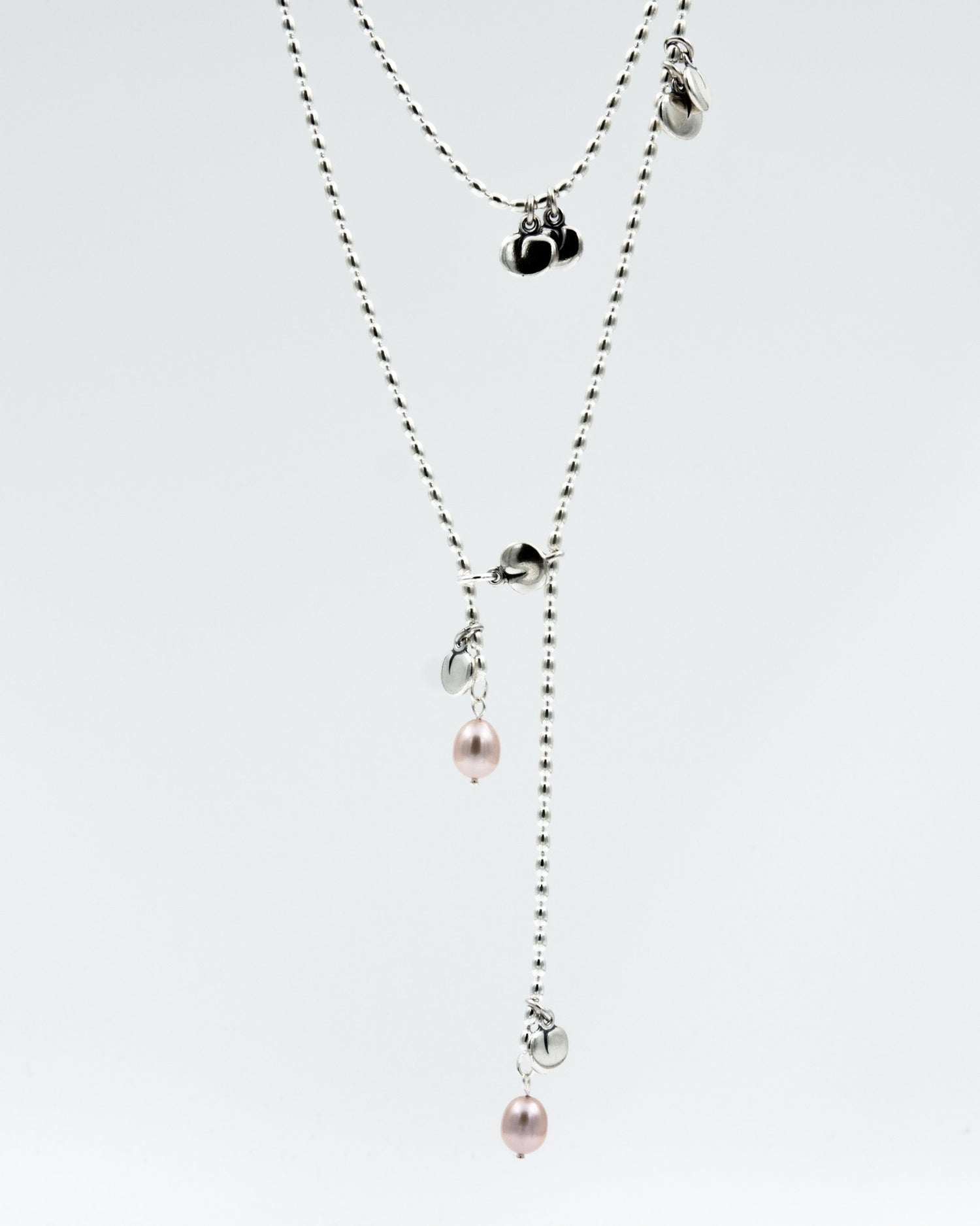 Pidetty Vanamo-kaulakoru 70 cm hopea vaaleanpunainen