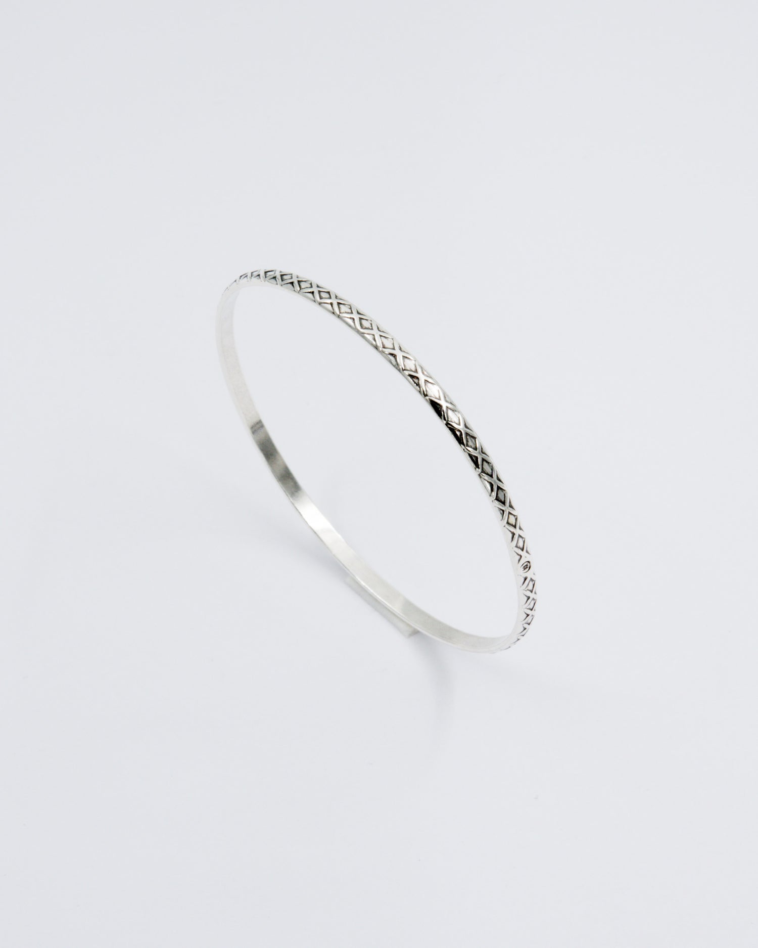 Pidetty Elli-rannekoru hopea