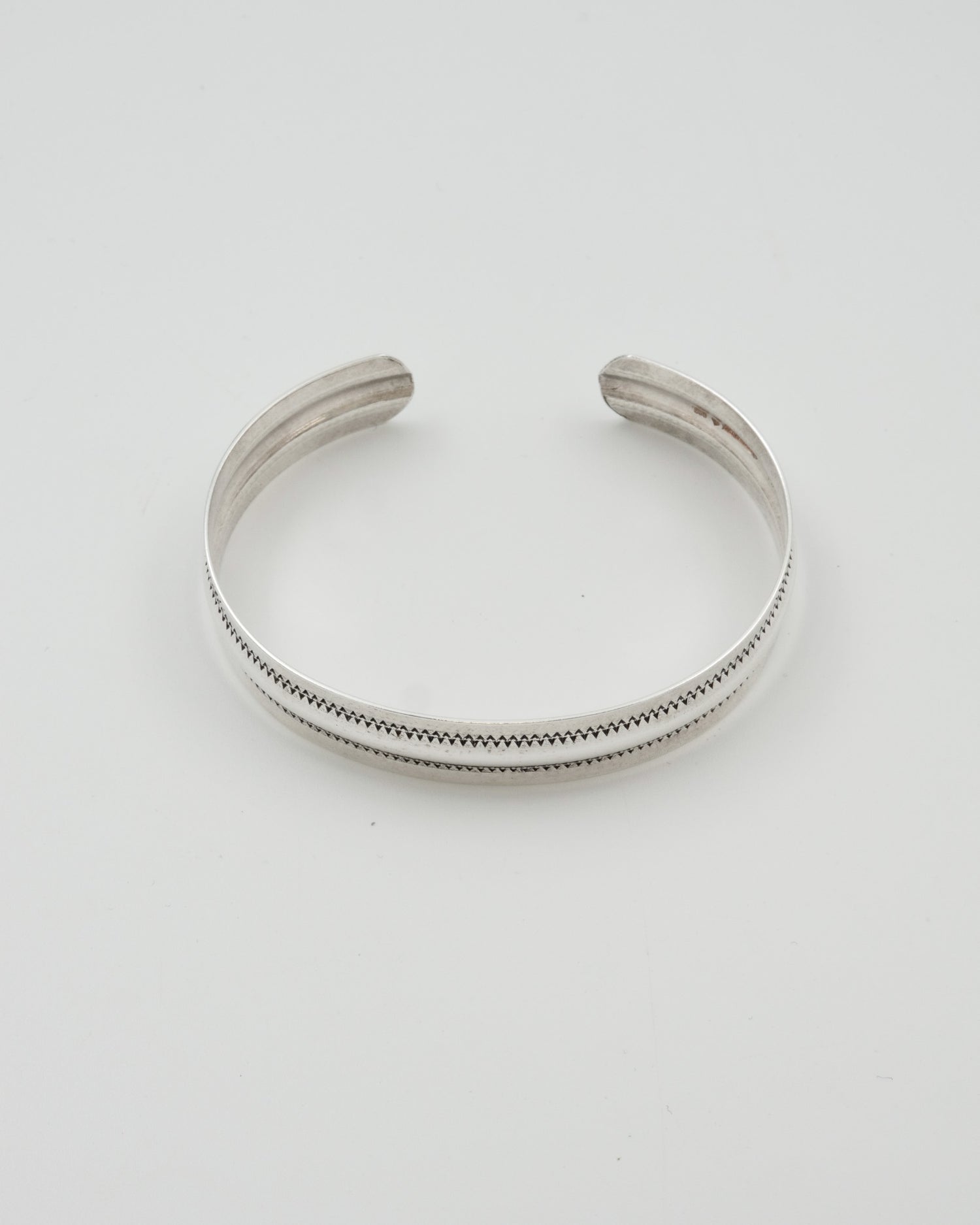 Pidetty rannekoru Vöyristä hopea