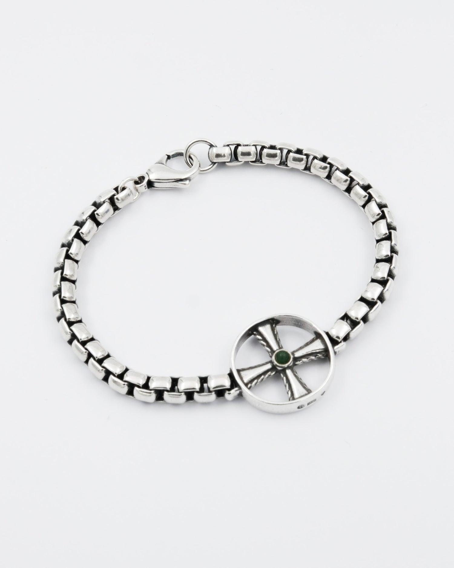 Pidetty Väinö-rannekoru hopea nefriitti