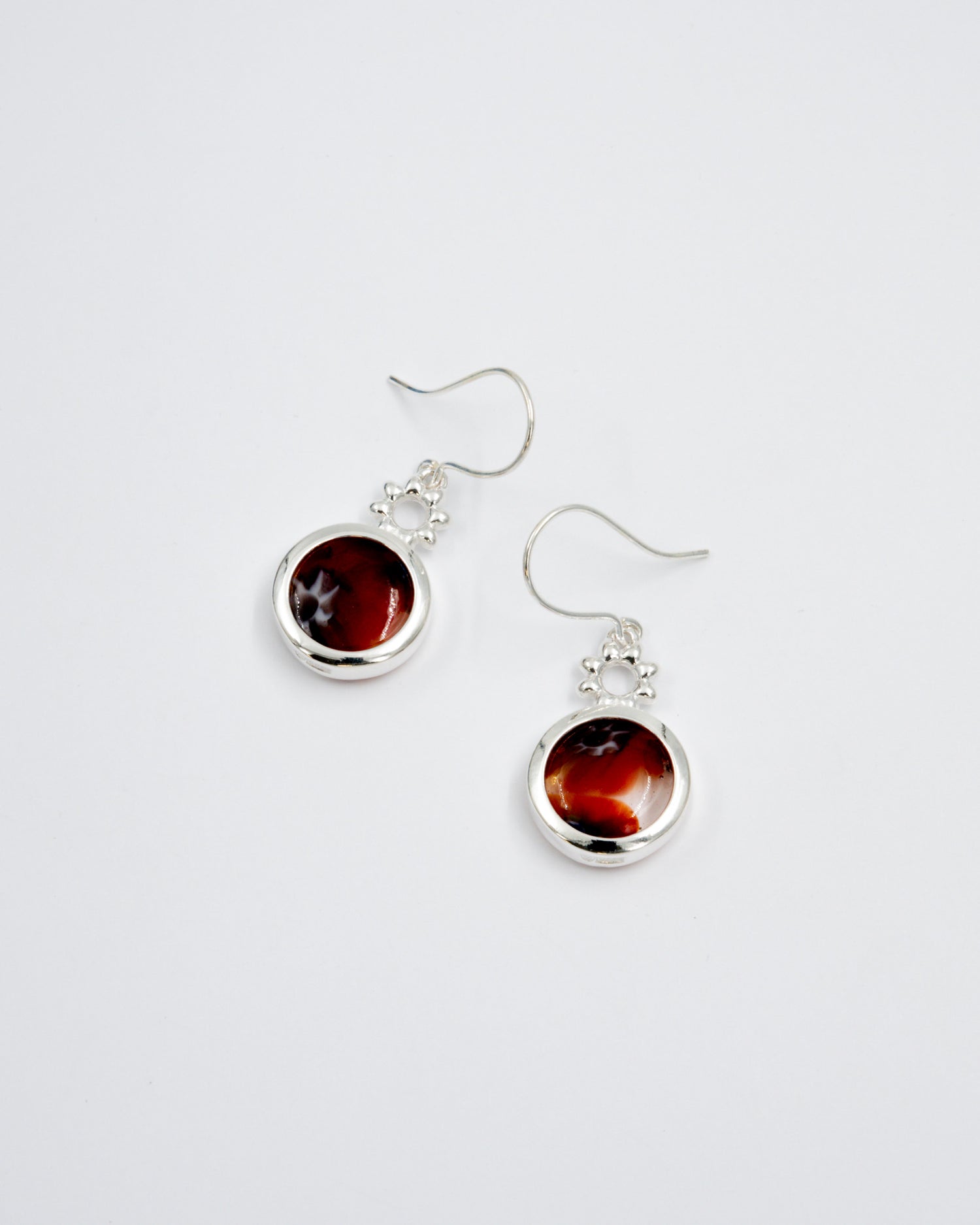 Pidetty Millefiori-korvakorut hopea lasi