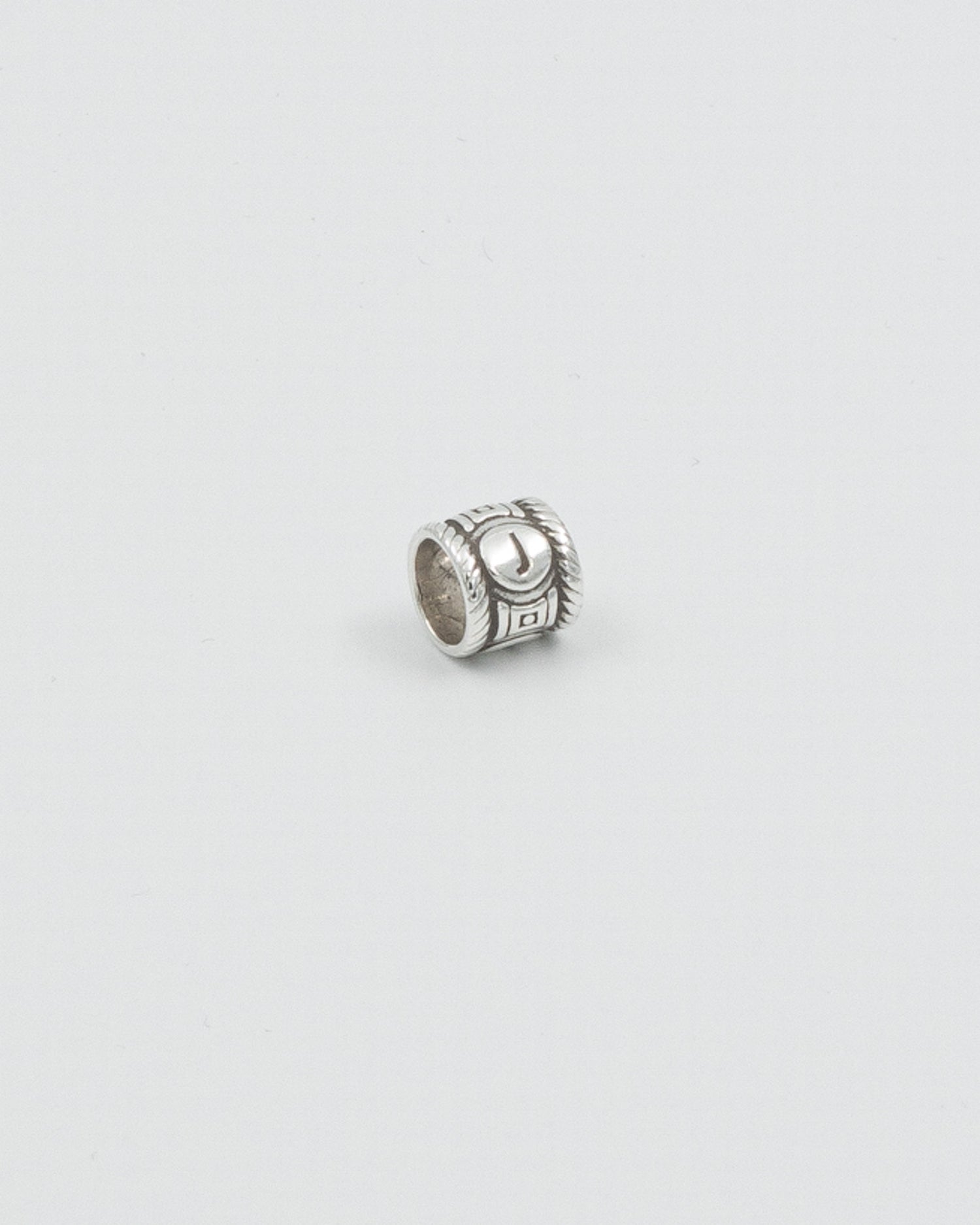 Kept My Saga letter hela J silver