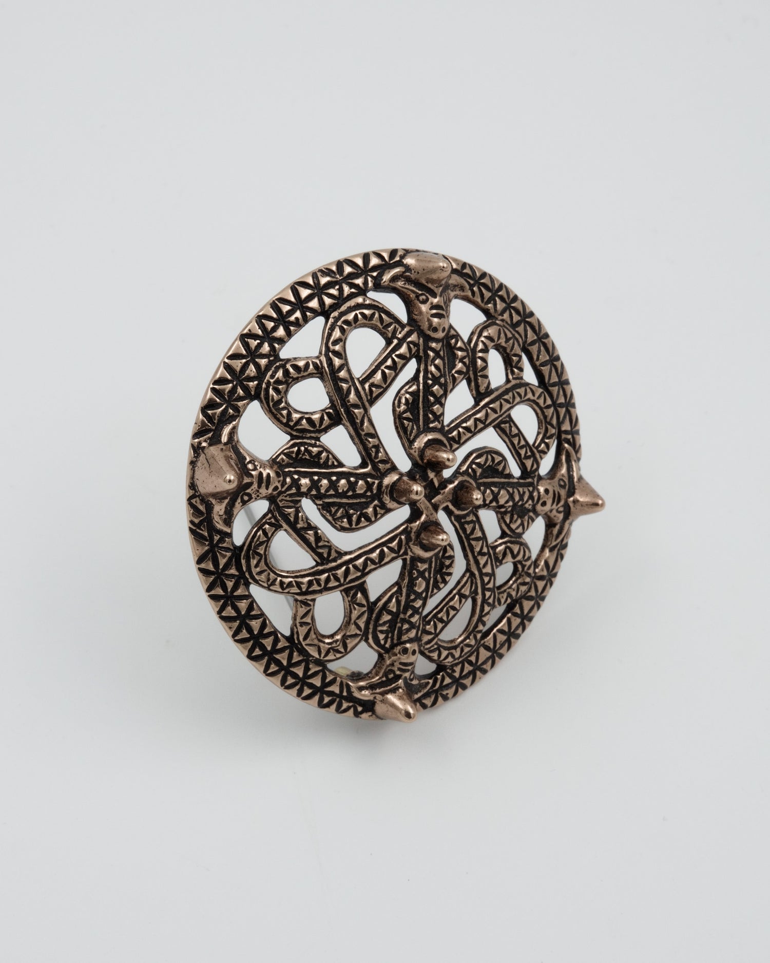 Pidetty Viikinkiaikainen solki iso pronssi