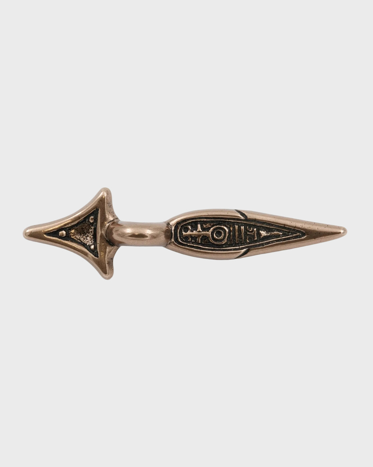 Preloved Uskelan nuoli brooch bronze