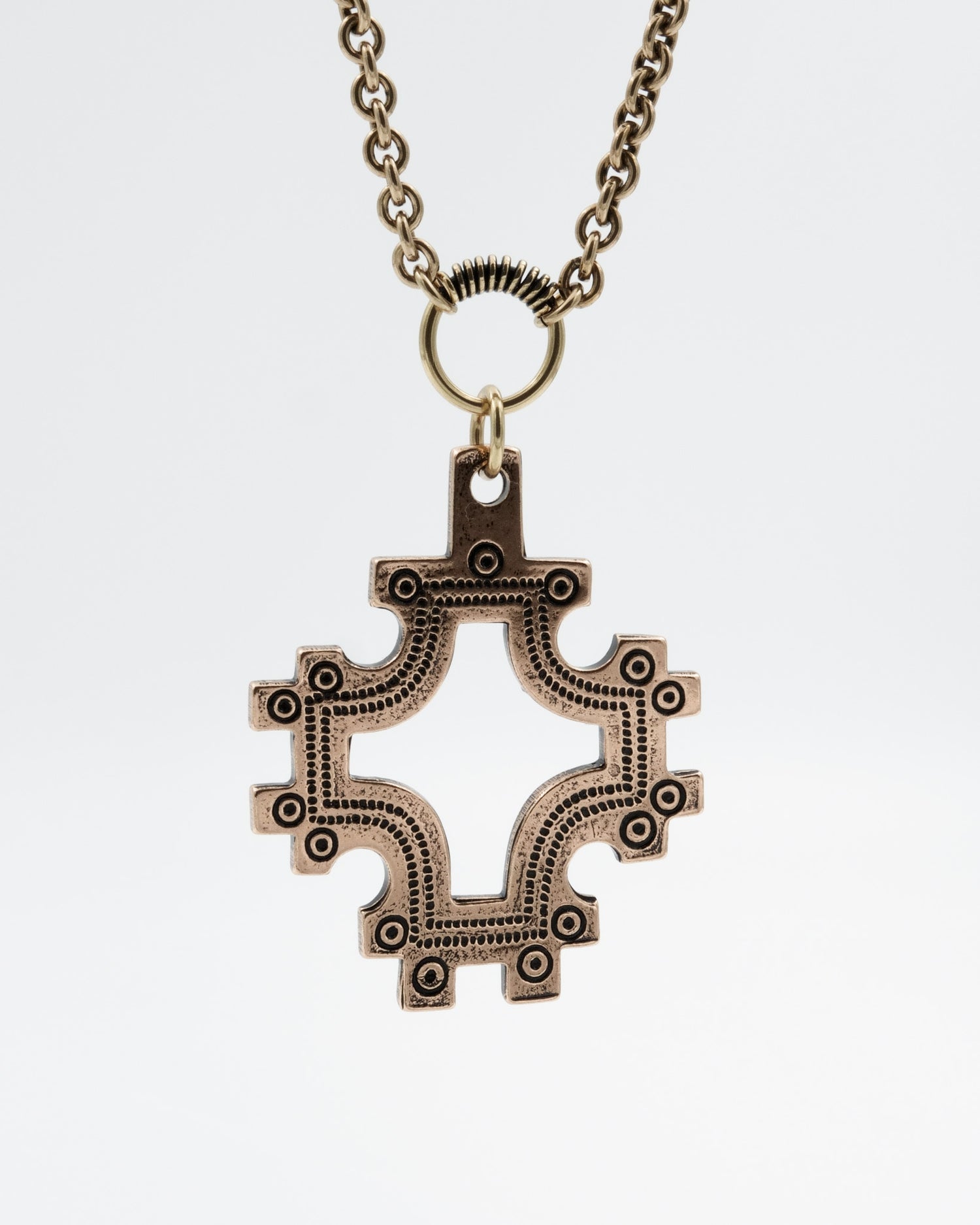 Pidetty Euran risti 70 cm pronssi