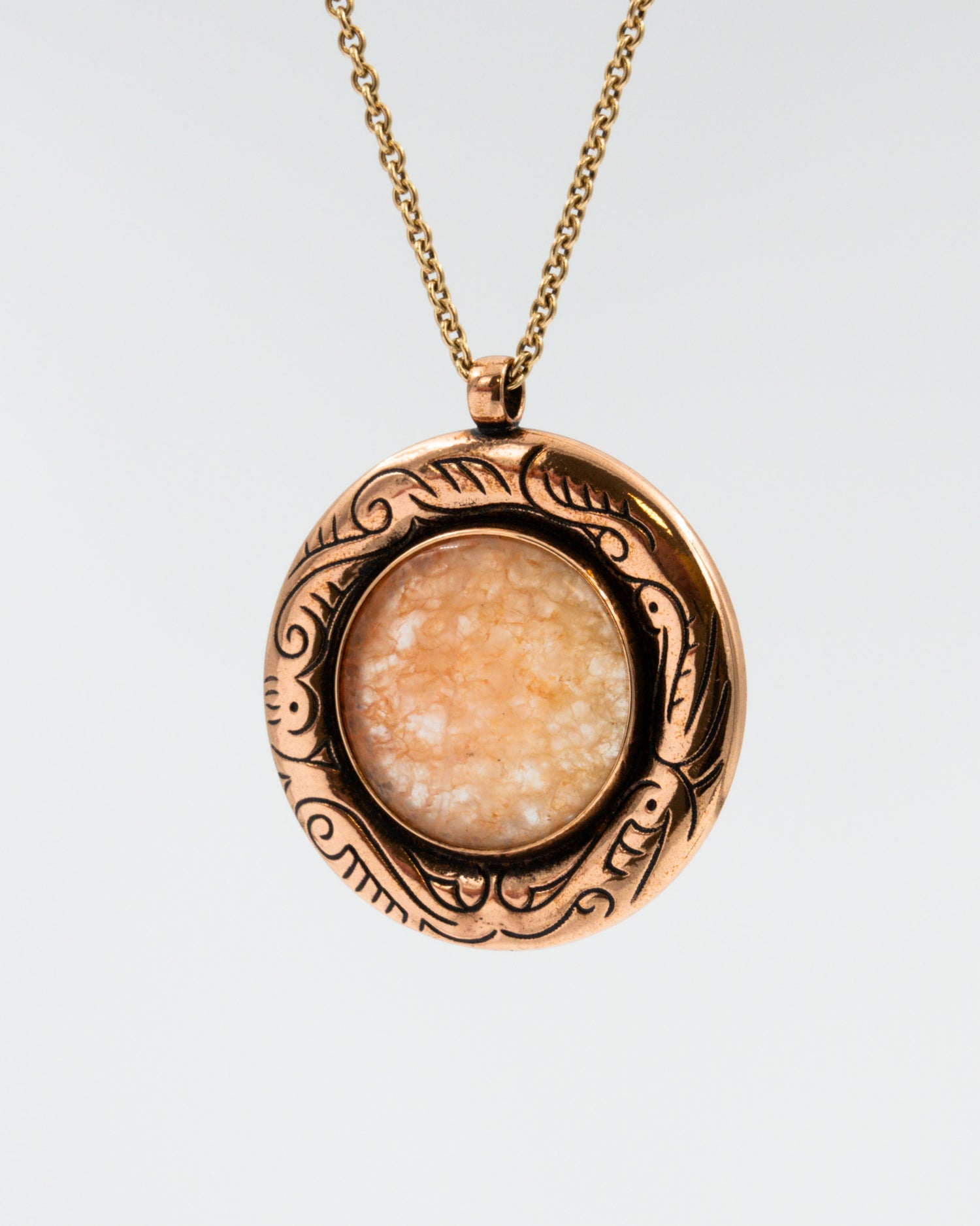 Pidetty 1616-kiviriipus 70 cm pronssi aurinkokvartsi