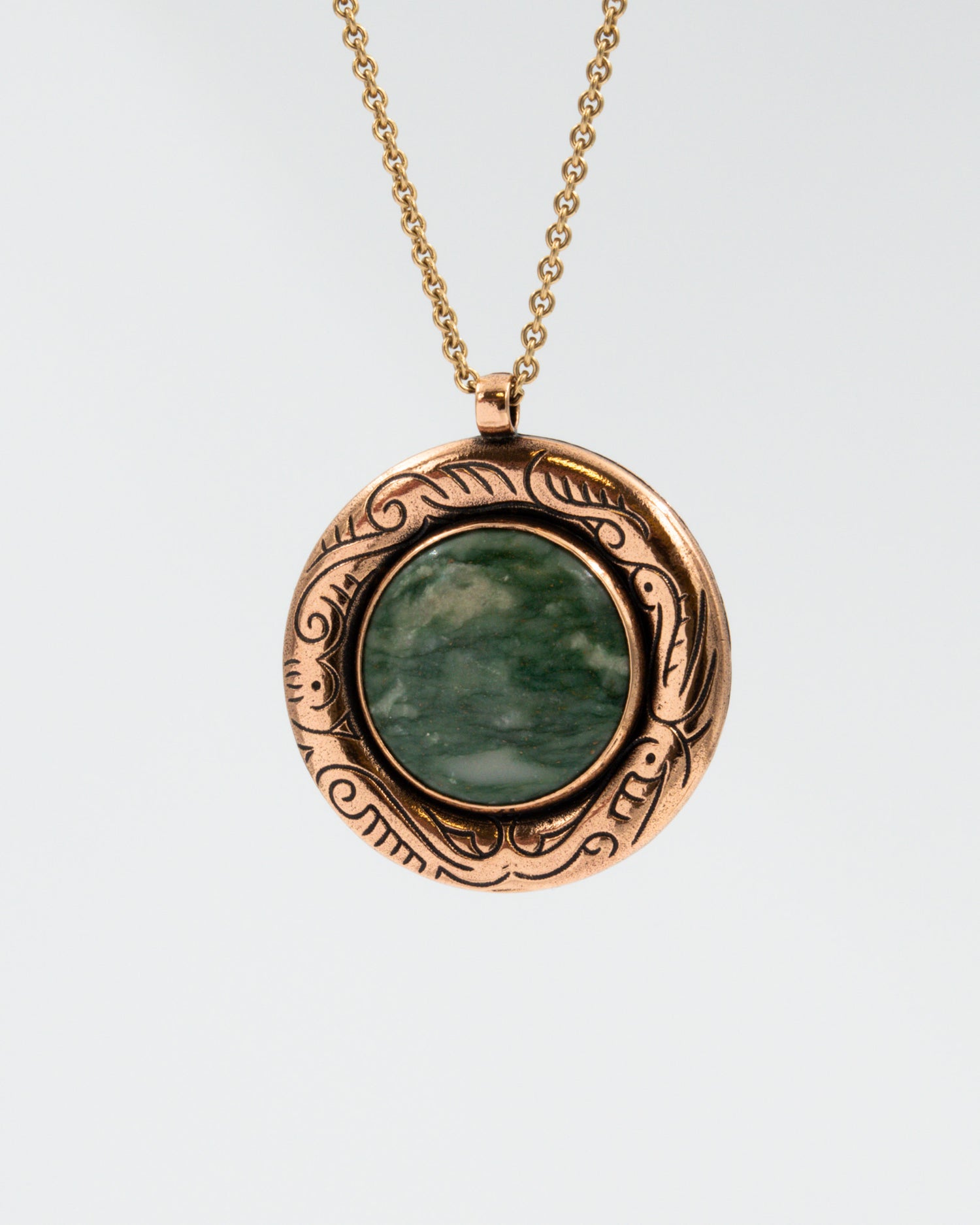 Pidetty 1616-kiviriipus 70 cm pronssi kromimarmori