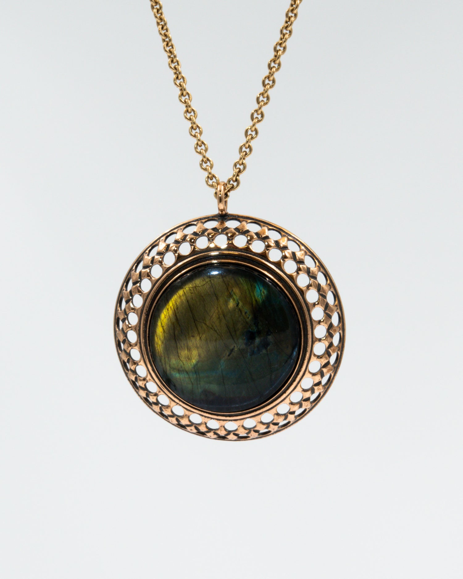 Pidetty 1621-riipus 70 cm pronssi spektroliitti