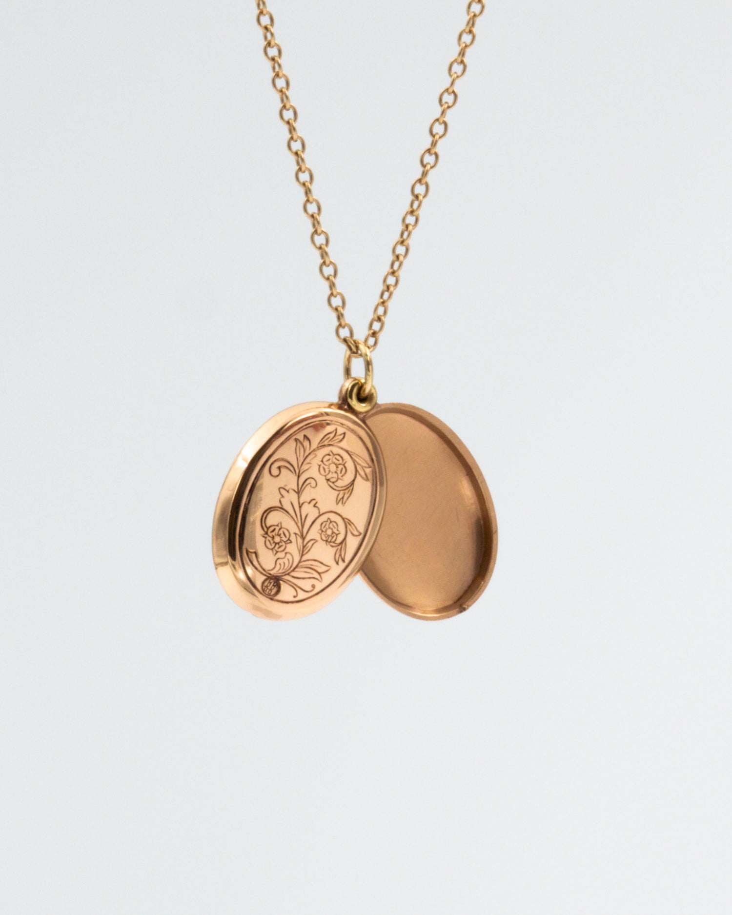 Held Medallion from Lapland 55/60 cm bronze