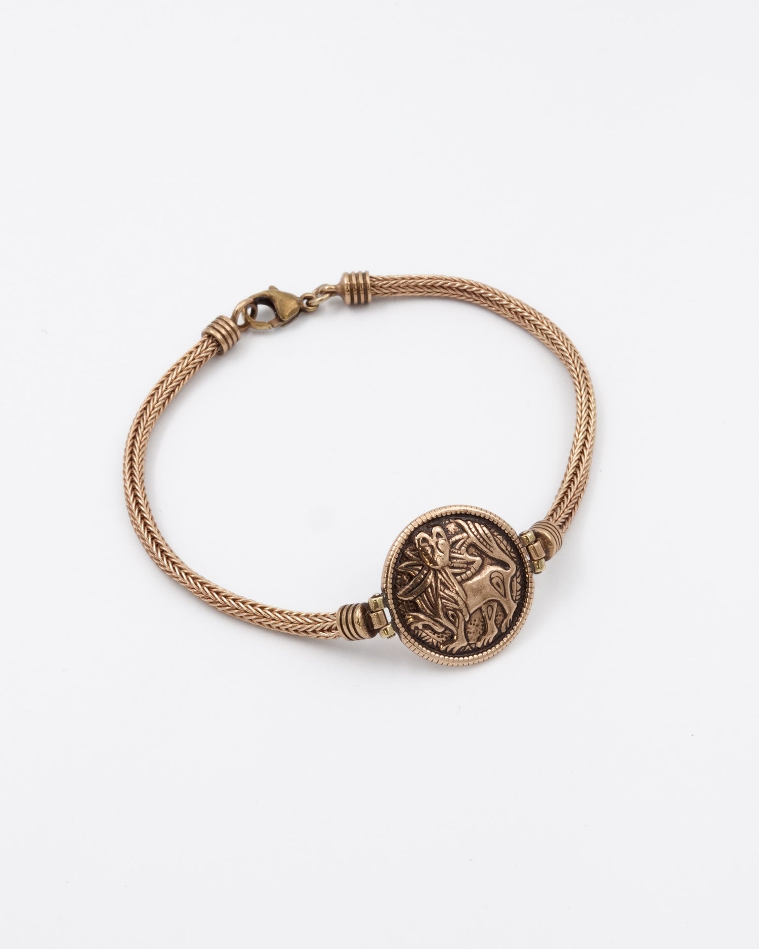 Pidetty Aurinkoleijona ranne 17,5