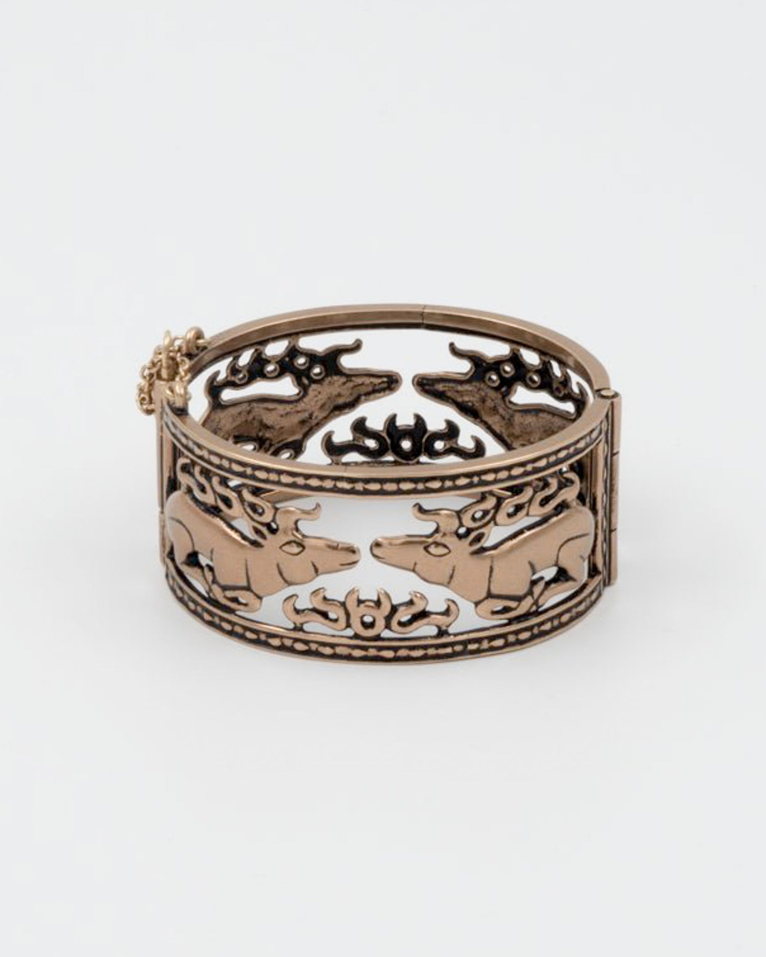 Pidetty Hiidenhirvi rannekoru pr