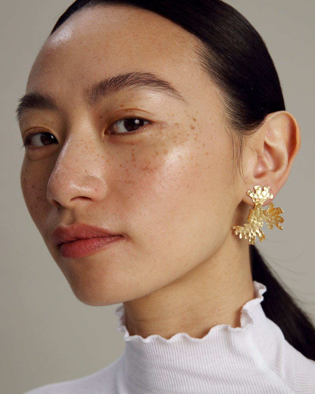 Tundra Earrings bronze