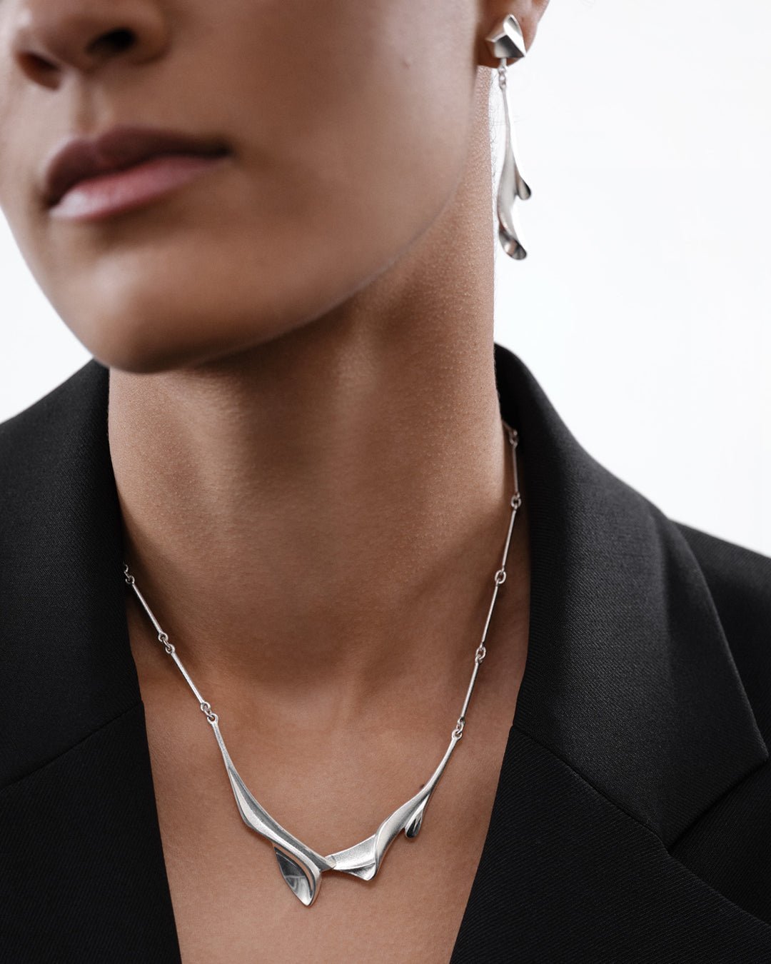 Arieta Necklace silver