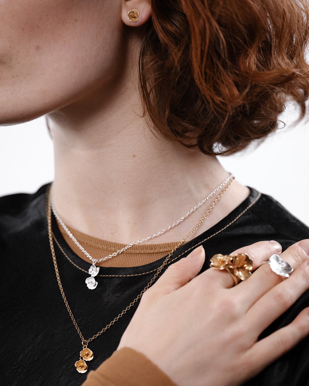 Kesäyön ruusu -korvakorut mini pronssi