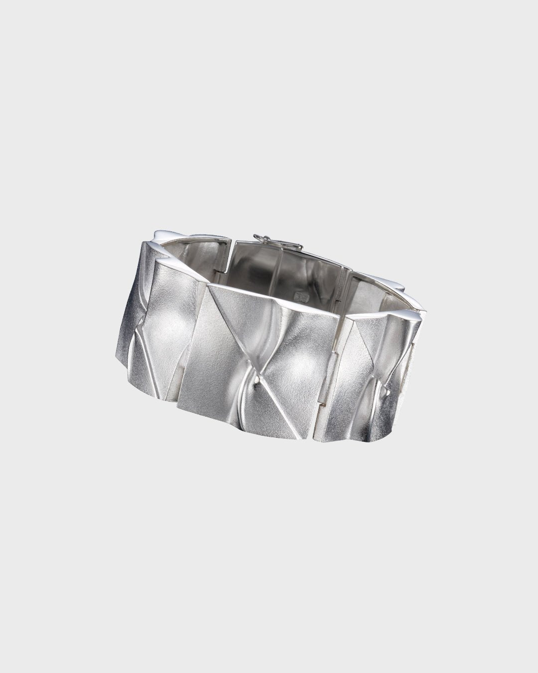 Kuunsilta-rannekoru – Kalevala-koru