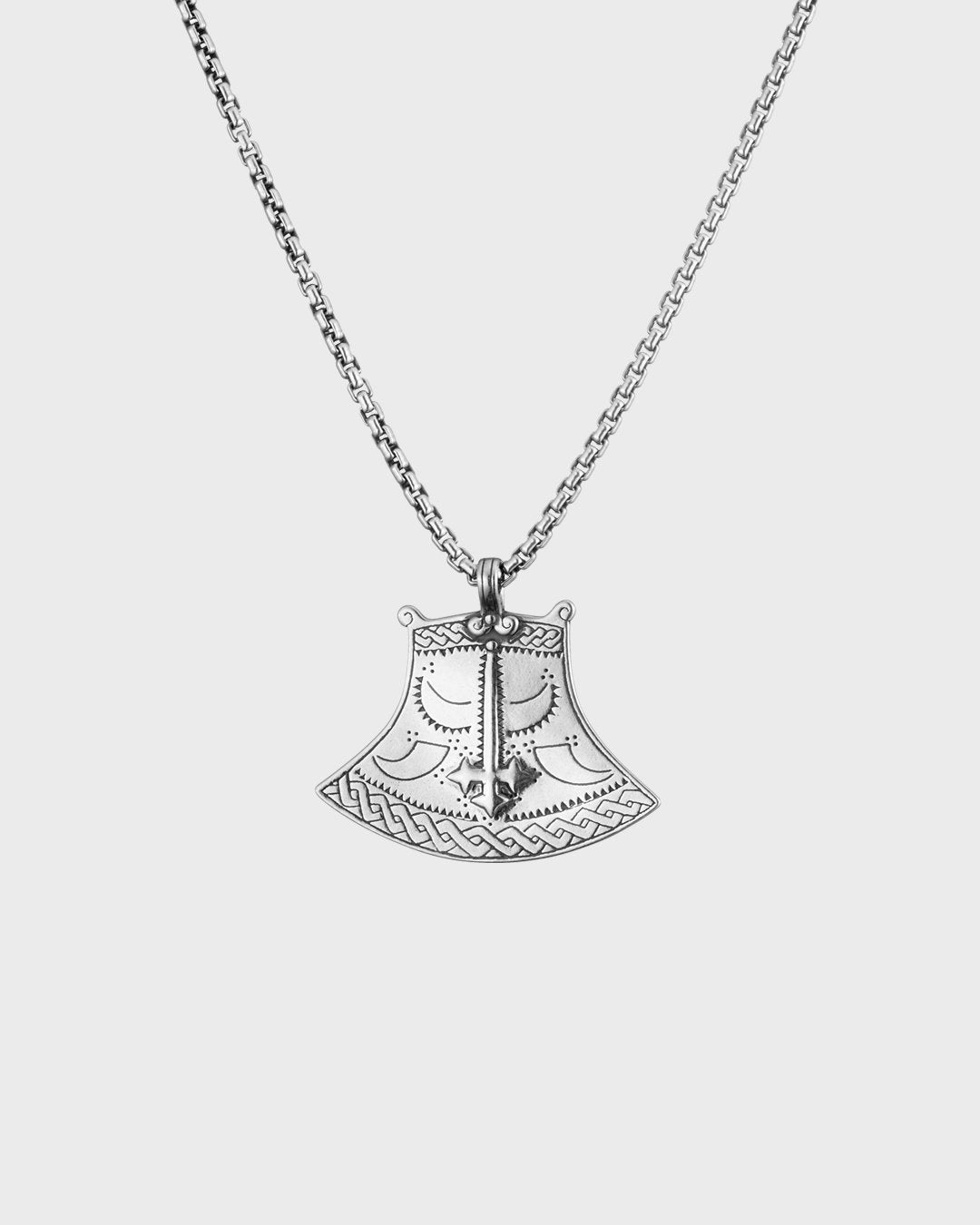 Kuusamon kirves -riipus iso – Kalevala-koru