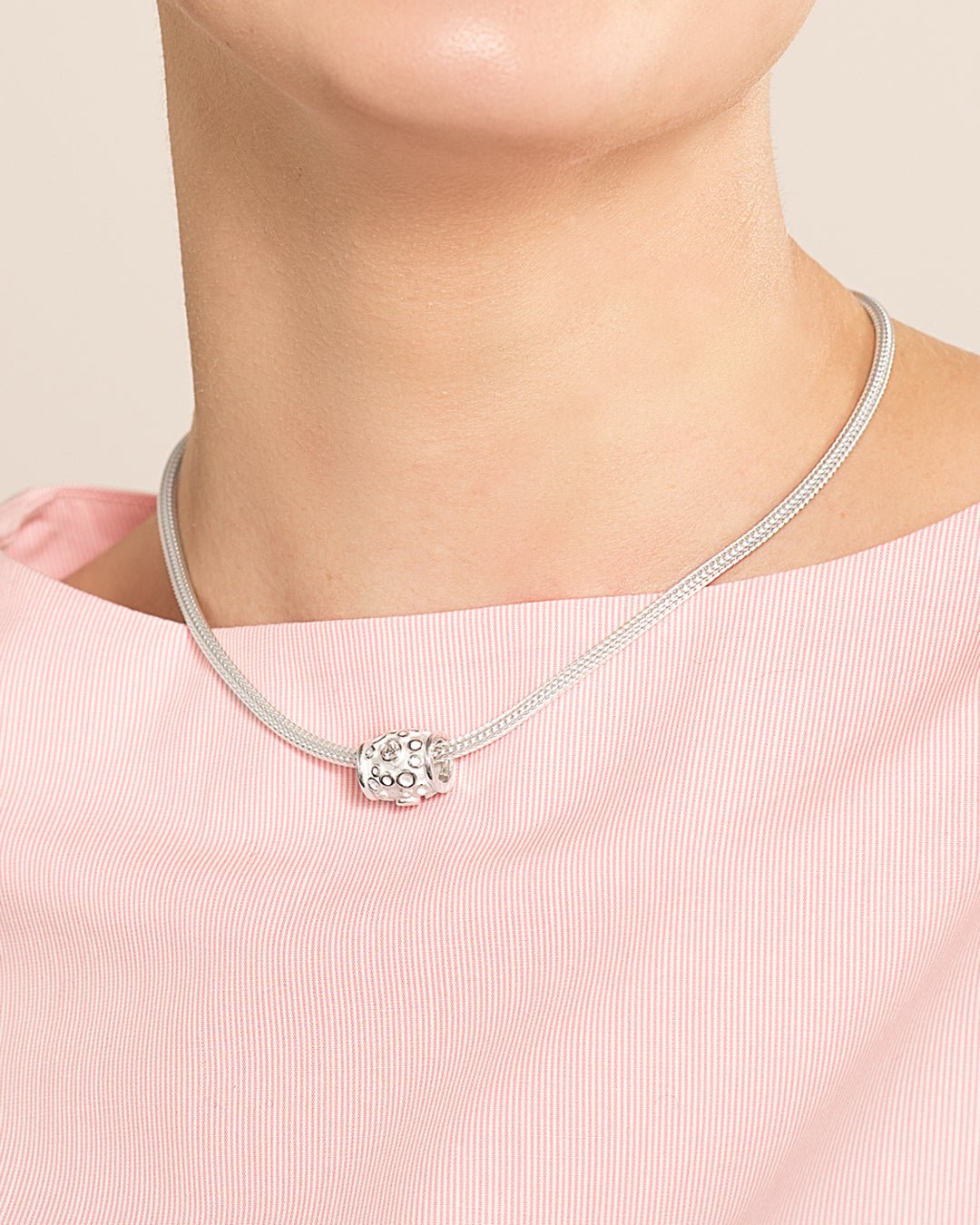 Lapsi-koru hopea (1 kivi)