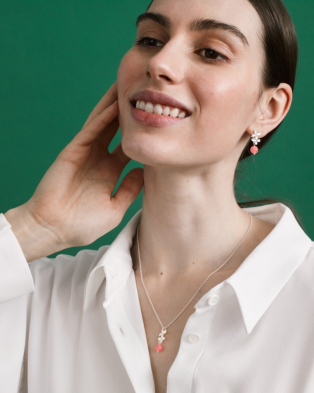 Roosa nauha 2021 -korvakorut hopea