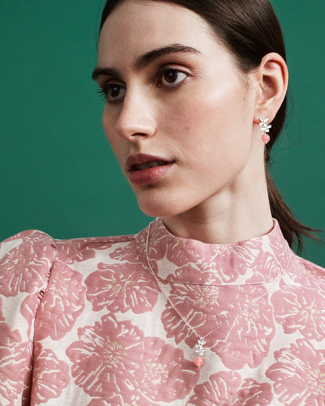 Roosa nauha 2021 -korvakorut hopea