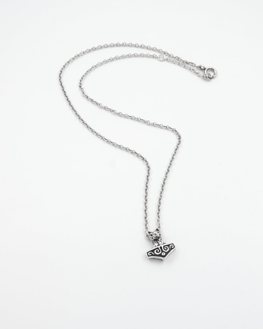 Pidetty Pikku kettu -riipus 42 cm hopea