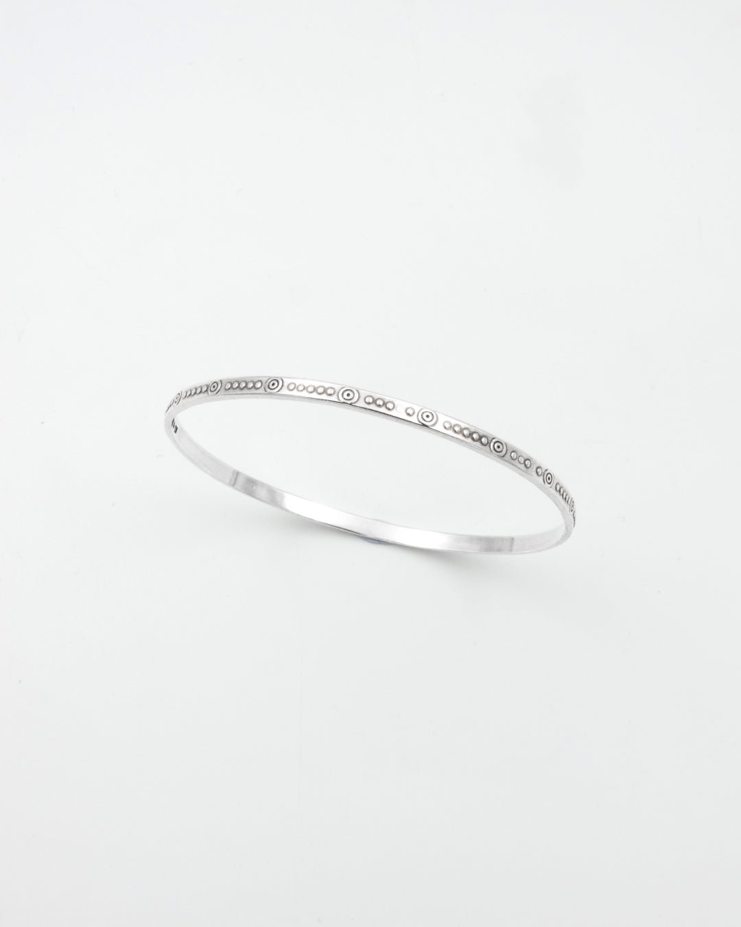 Pidetty Elli-rannekoru 1279 hopea