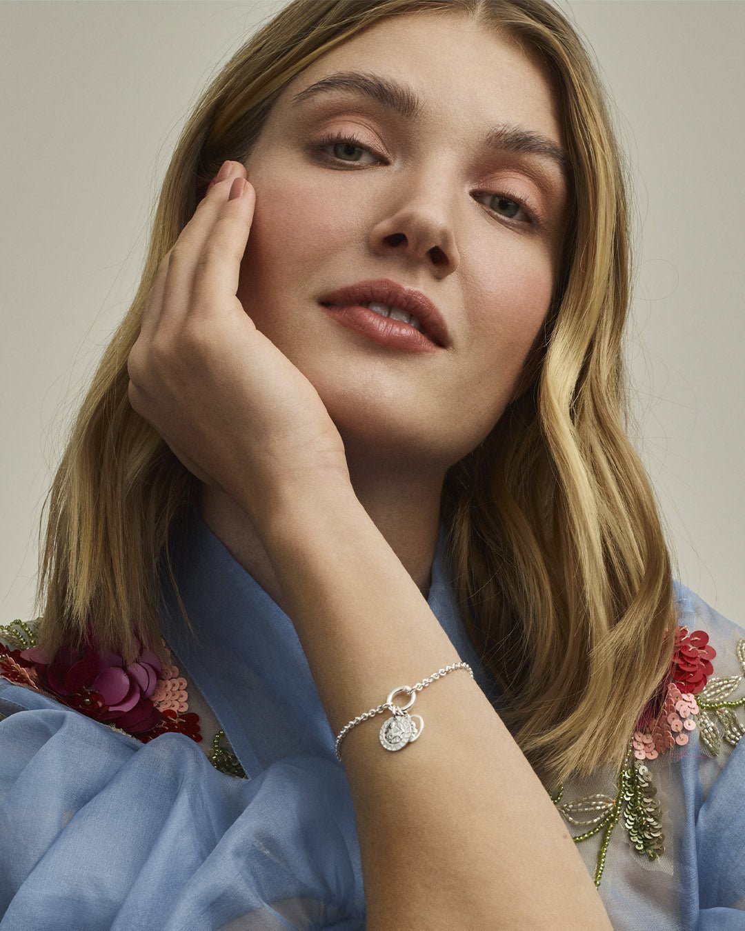 Amuletti-pikkuhela Osmansolmu hopea