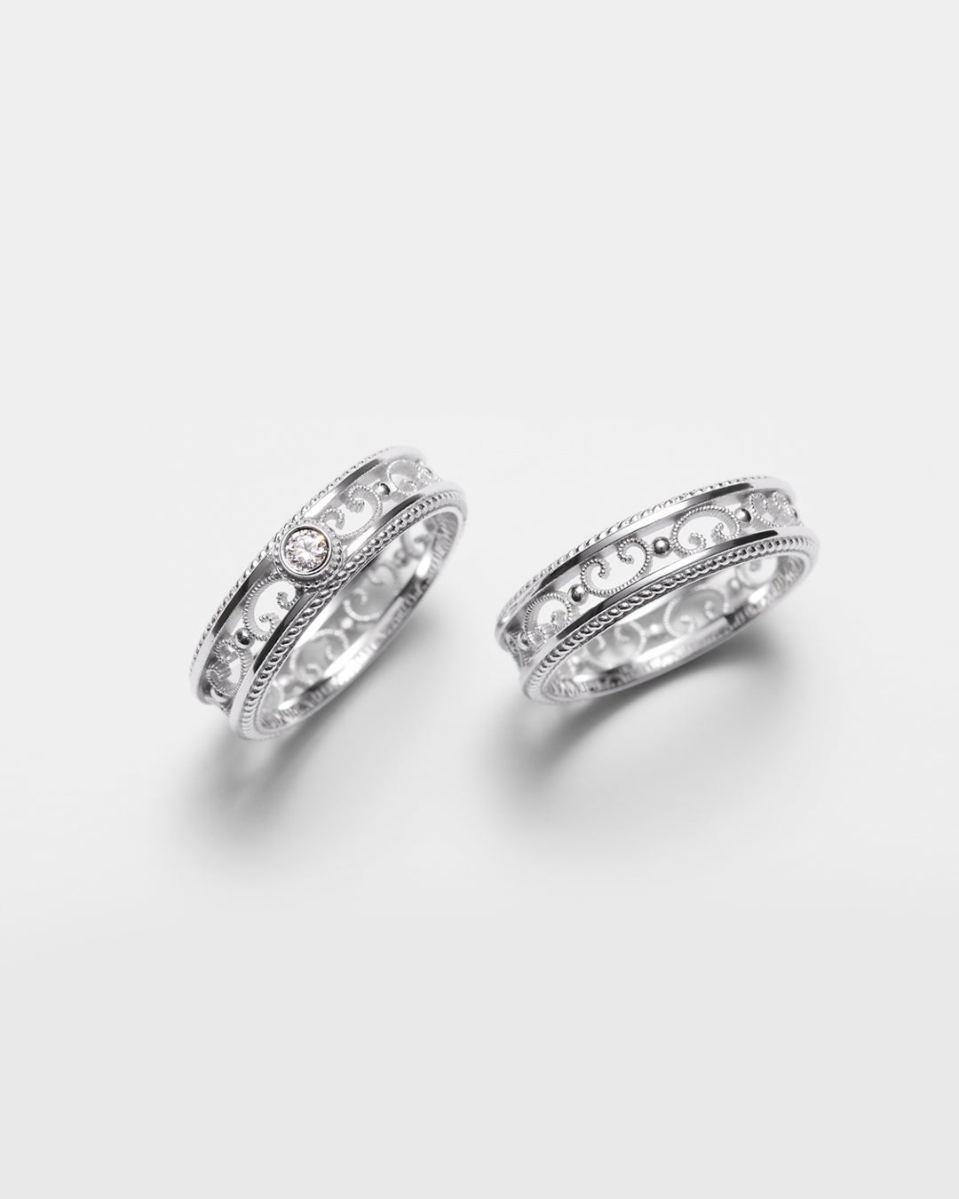 Filigree Ring Narrow white gold