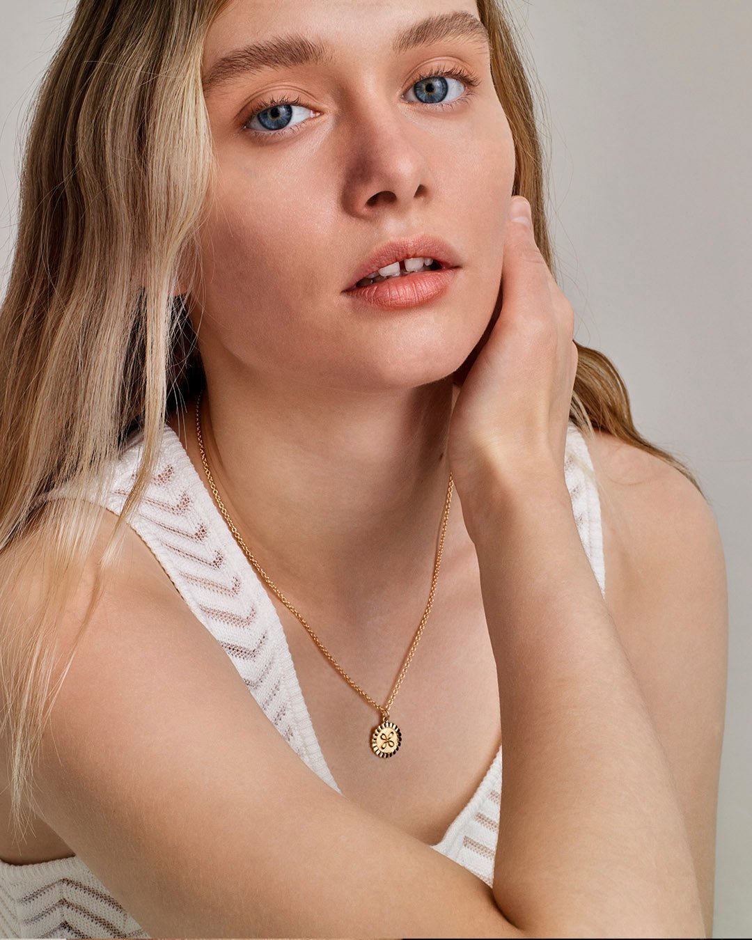 Amuletti-hela Hannunvaakuna 14k kulta