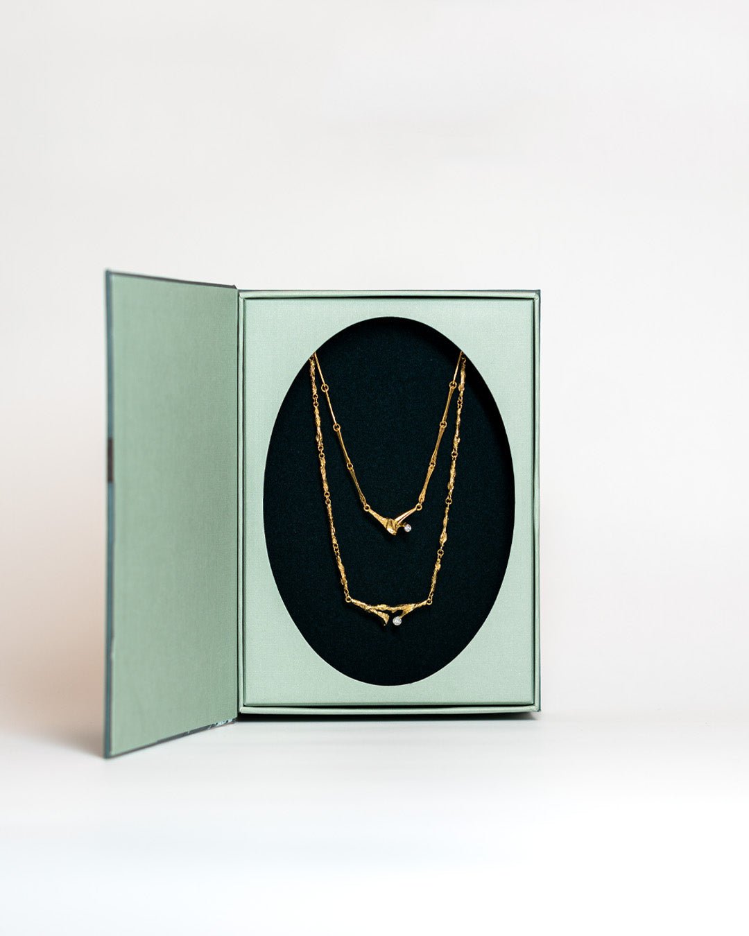 Kevätkaste-kaulakoru 1 x 0.02ct