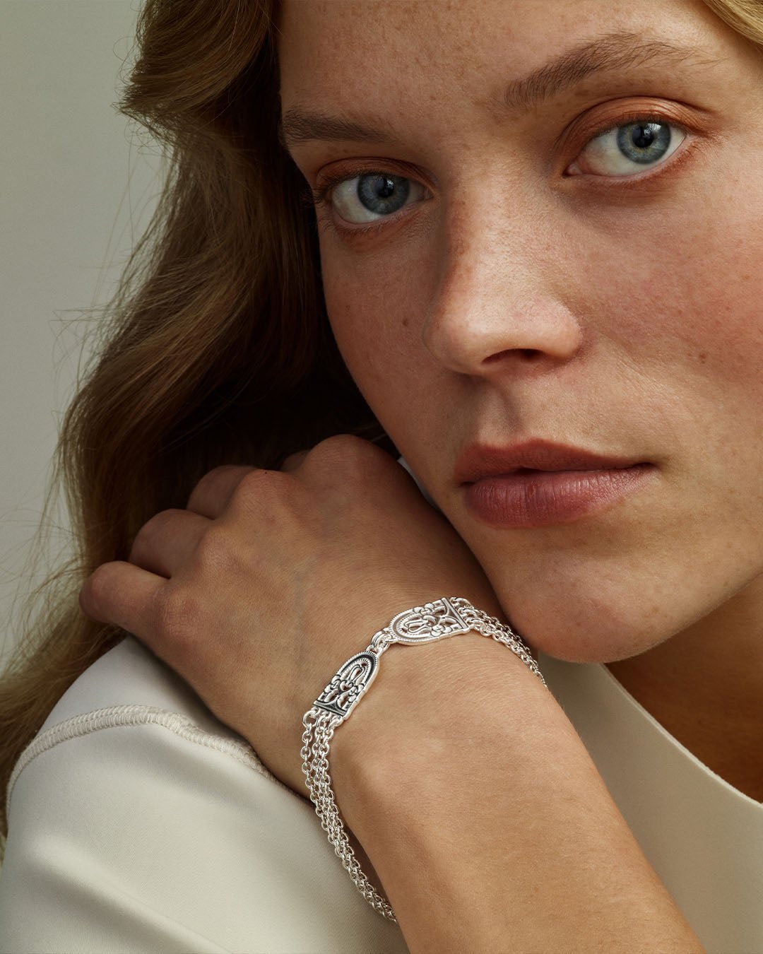 Paratiisi-rannekoru hopea