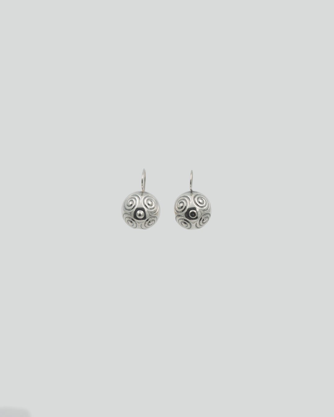 Kept Haliko earrings hook silver