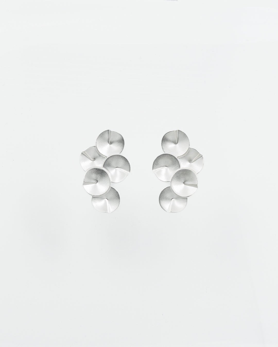 Pidetty Kaikuja-korvakorut hopea