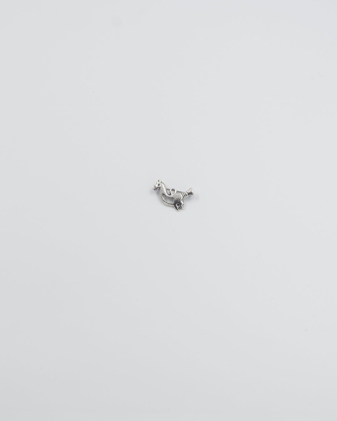 Pidetty Lintunen -solki hopea